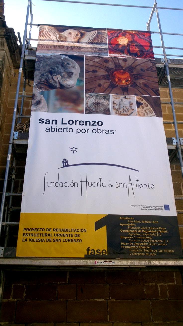 San lorenzo abierto por obras. Lona de obra